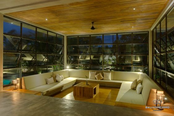 Image 4 from 4 Bedroom Villa For Sale Leasehold in Berawa Bali