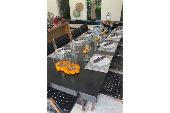 Image 8 from Villa 4 Kamar untuk Dijual dan Disewa di Berawa