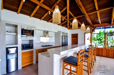 Image 9 from Villa de 4 chambres à louer et à vendre à Bali Nyanyi