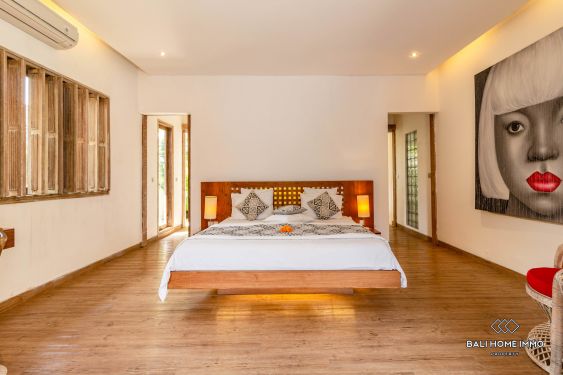 Image 9 from 4 Bedroom Villa For sale and rent in Seminyak Bali