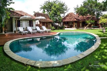Image 2 from 5 Bedroom Villa For Rent in Seminyak Bali