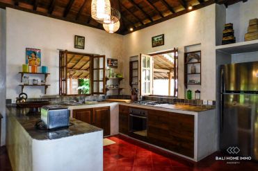 Image 2 from Villa 5 kamar tidur disewakan di Seminyak Bali