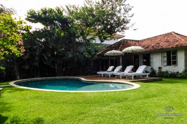 Image 3 from 5 Bedroom Villa For Rent in Seminyak Bali