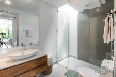 Image 7 from 4 Bedroom Villa For Sale in Umalas