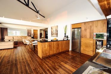 Image 8 from Villa 4 kamar tidur disewakan jangka panjang di Umalas