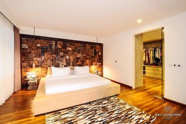 Image 11 from Villa 4 kamar tidur disewakan jangka panjang di Umalas