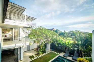 Image 3 from 4 Bedroom Villa For Sale leasehold Near Berawa Beach
