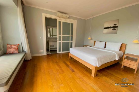 Image 12 from Villa Keluarga 4 Kamar Tidur dengan Taman Luas Dijual di Canggu Berawa