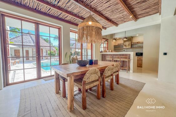 Image 9 from Dijual Vila Tropis 4 Kamar Tidur Jarak Berjalan Kaki dari Pantai Pererenan Bali