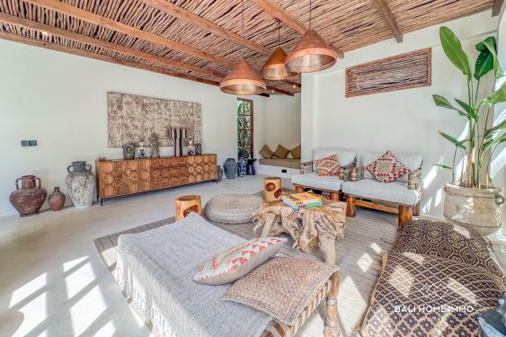 Image 6 from Dijual Vila Tropis 4 Kamar Tidur Jarak Berjalan Kaki dari Pantai Pererenan Bali