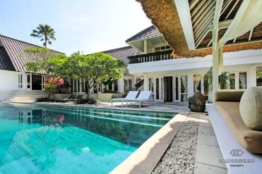 Image 2 from 4 Bedroom Villa For Monthly Rental in Umalas Bali