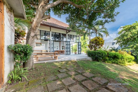 Image 2 from Villa de 4 chambres à louer à l'année à Bali Canggu Berawa
