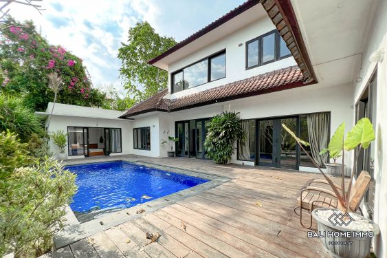 Image 1 from 4 Bedroom Villa for Yearly Rental in Bali Canggu Echo Beach