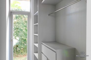 Image 6 from 4 Bedroom Villa For Sale in Berawa