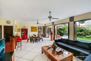 Image 18 from Villa 4 Kamar Disewakan Tahunan di Berawa