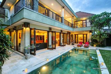 Image 13 from Villa 4 Kamar Disewakan Tahunan di Berawa