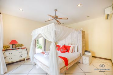 Image 15 from Villa 4 Kamar Disewakan Tahunan di Berawa