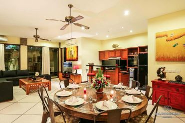 Image 16 from Villa 4 Kamar Disewakan Tahunan di Berawa