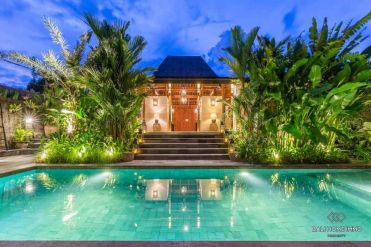 Image 2 from Villa de 5 chambres à louer au mois à Bali Canggu