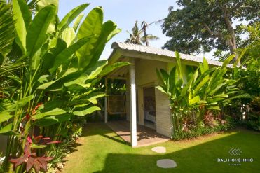 Image 18 from 4 Bedroom Villa with Ricefield View For Yearly Rental in Umalas