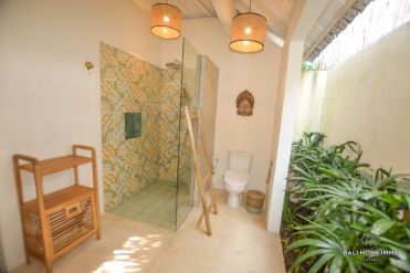 Image 4 from 4 Bedroom Villa with Ricefield View For Yearly Rental in Umalas