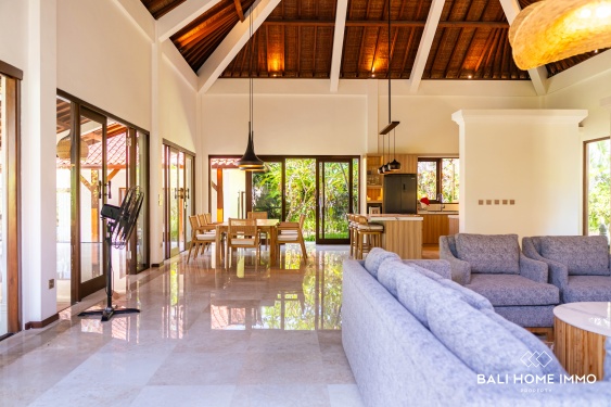 Image 13 from 4 Bedroom Villa for Yearly Rental in Pererenan