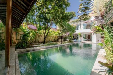 Image 3 from Villa 4 Kamar Tidur Dijual dan Disewakan di Bali Seminyak