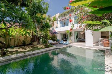 Image 1 from Villa de 4 chambres à vendre et à louer à Bali Seminyak