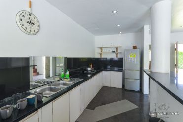 Image 2 from Villa de 4 chambres à louer à Seminyak