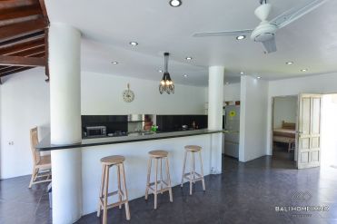 Image 15 from 4 Bedroom Villa for Rent in Seminyak Residential Area