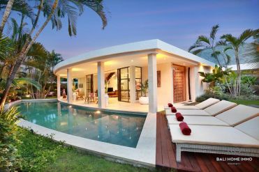 Image 1 from 4 Bedroom Villa for Yearly Rental in Bali Seminyak