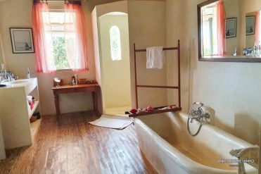 Image 3 from 4 Bedroom Villa for Sale and Rent in Umalas