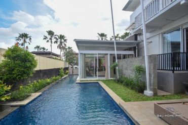 Image 1 from 4 Bedroom Villa for Yearly Rental in Seminyak