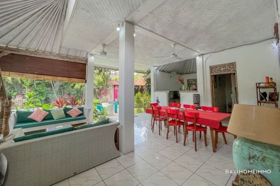 Image 2 from 4 Bedroom Villa Ideal for Renovation for Sale in Prime Area of Seminyak Bali