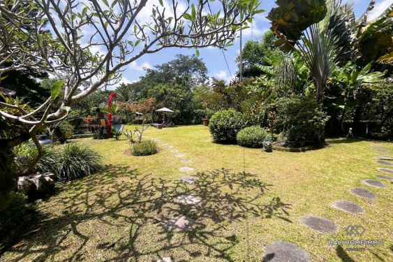 Image 2 from Villa 4 Kamar dengan Pemandangan Hutan Dijual di Ubud Bali