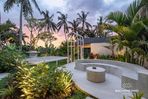 Image 20 from Superbe villa de 4 chambres avec vue panoramique sur la jungle à vendre à Ubud Bali