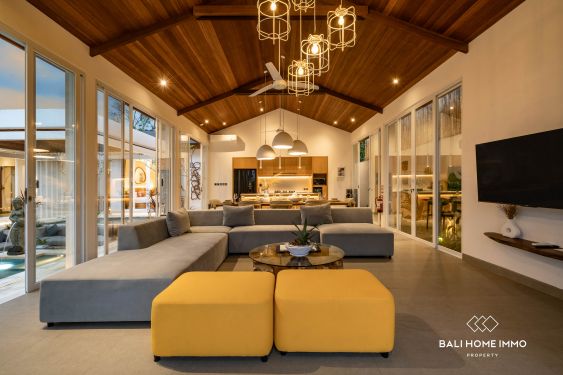 Image 6 from Superbe villa de 4 chambres avec vue panoramique sur la jungle à vendre à Ubud Bali