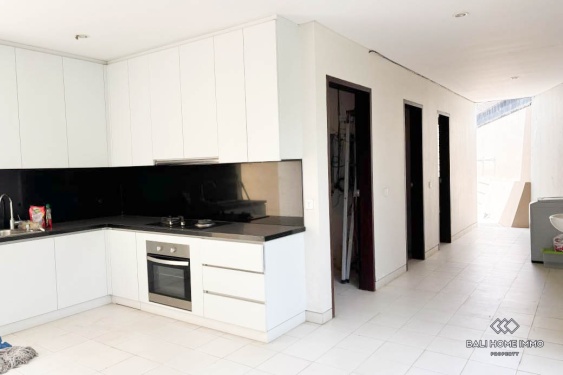 Image 3 from Villa 4 kamar tidur dengan pemandangan laut dijual di pantai Ketewel, Gianyar.