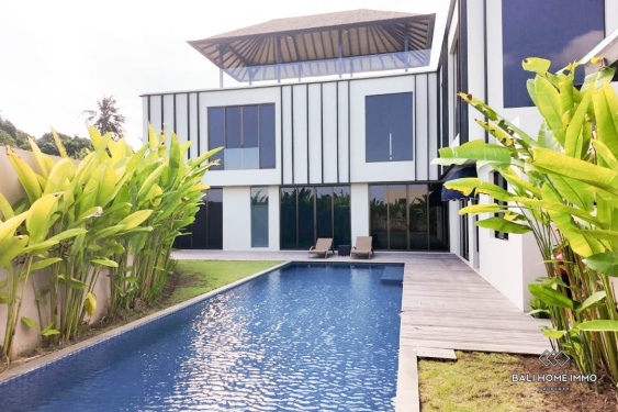 Image 1 from Villa 4 kamar tidur dengan pemandangan laut dijual di pantai Ketewel, Gianyar.