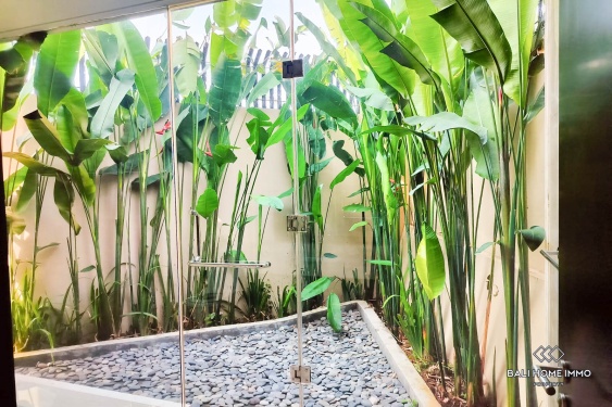 Image 12 from Villa 4 kamar tidur dengan pemandangan laut dijual di pantai Ketewel, Gianyar.