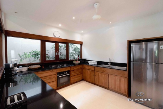 Image 8 from 4 Bedroom Villa with Spacious Garden Near a School in Canggu Bali