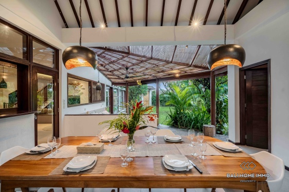 Image 4 from 4 Bedroom Villa with Spacious Garden Near a School in Canggu Bali