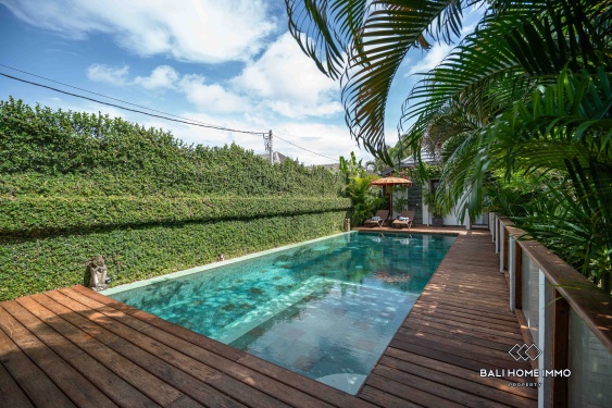 Image 20 from 4 Bedroom Villa with Spacious Garden Near a School in Canggu Bali