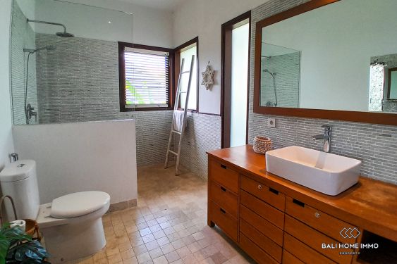Image 8 from 4 Bedroom Villa with Spacious Garden Near a School in Canggu Bali
