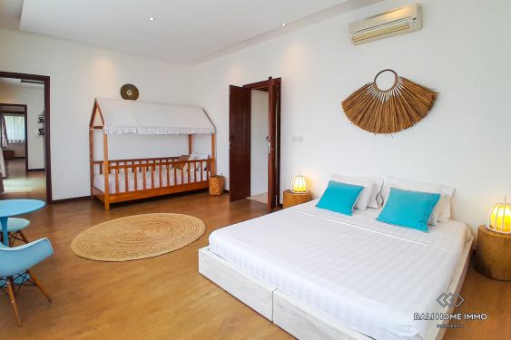 Image 2 from 4 Bedroom Villa with Spacious Garden Near a School in Canggu Bali