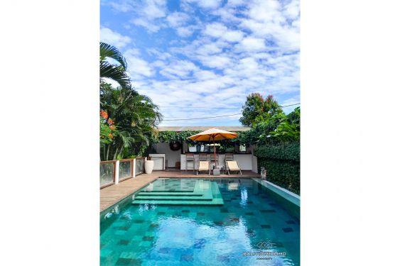 Image 6 from 4 Bedroom Villa with Spacious Garden Near a School in Canggu Bali