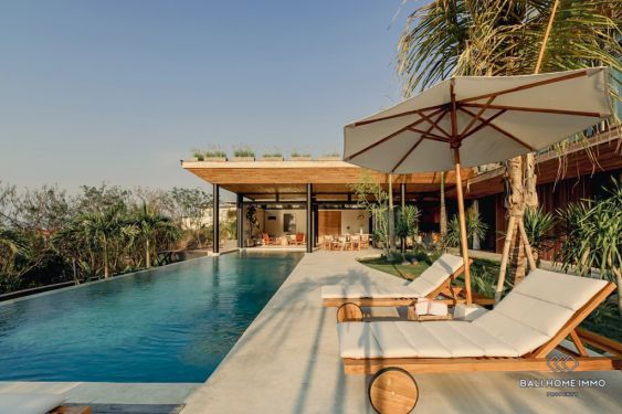 Image 1 from Villa luxueuse de 5 chambres avec vue sur l'océan à vendre en pleine propriété à Uluwatu Bali