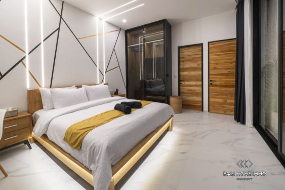 Image 13 from 5 bedroom villa with garden for sale in Bali Canggu Batu Bolong