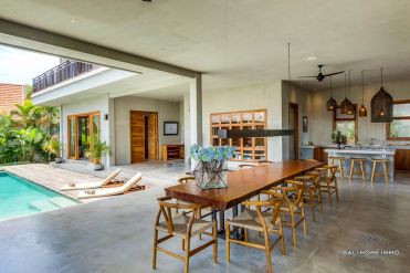 Image 7 from 4 Bedrooms Villa for Sale Leasehold in Berawa