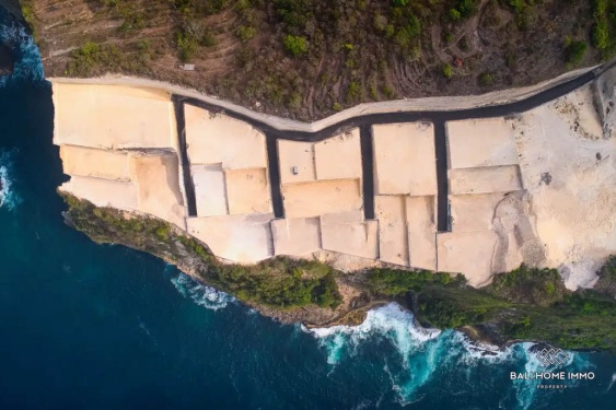 Image 3 from 5 are tanah dijual hak milik di tebing dengan pemandangan laut di Nusa Penida